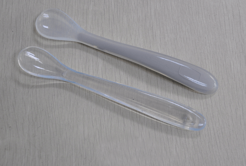 硅膠和塑膠粘在一起用什么膠水