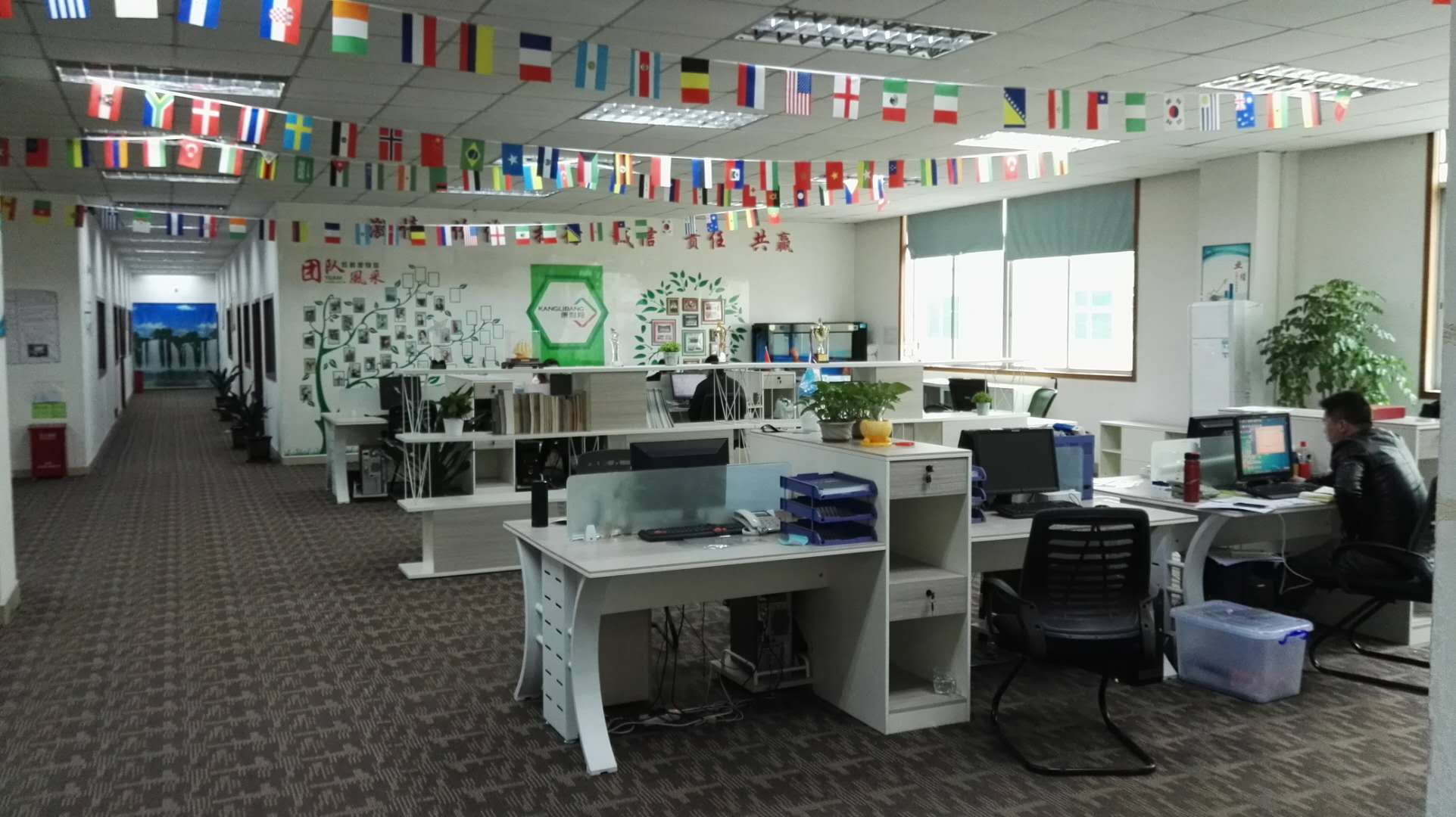 深圳硅膠粘尼龍膠水的廠家