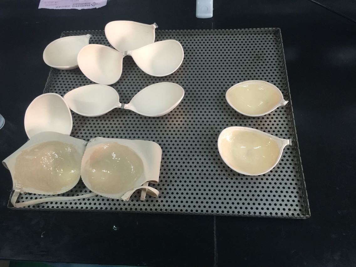 硅膠粘皮膚處理劑在文胸的應(yīng)用